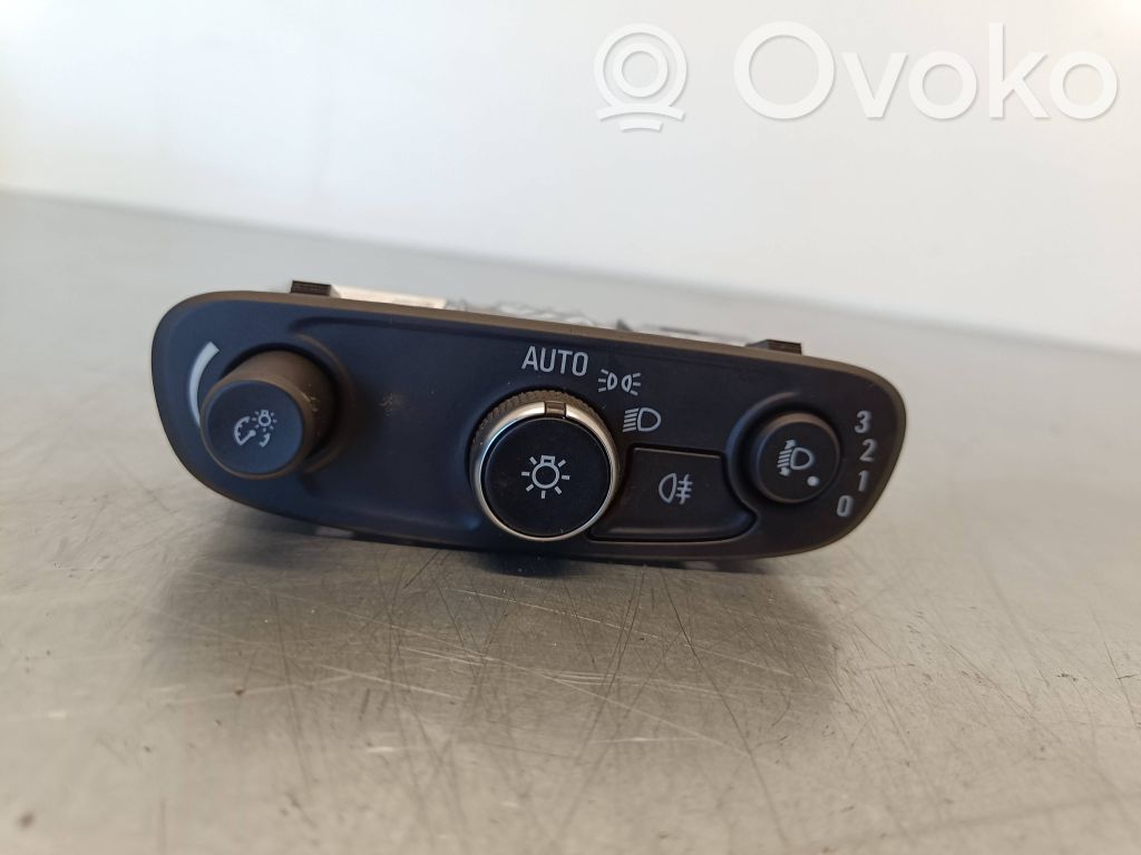 Opel Insignia B Interruptor de luz 