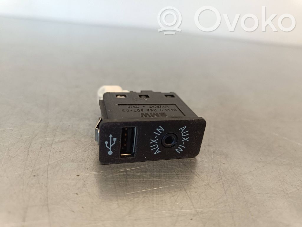 BMW X3 F25 Разъем USB 