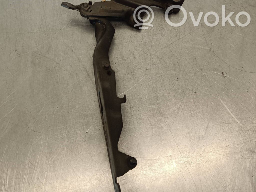 Volvo XC60 Konepellin saranat 