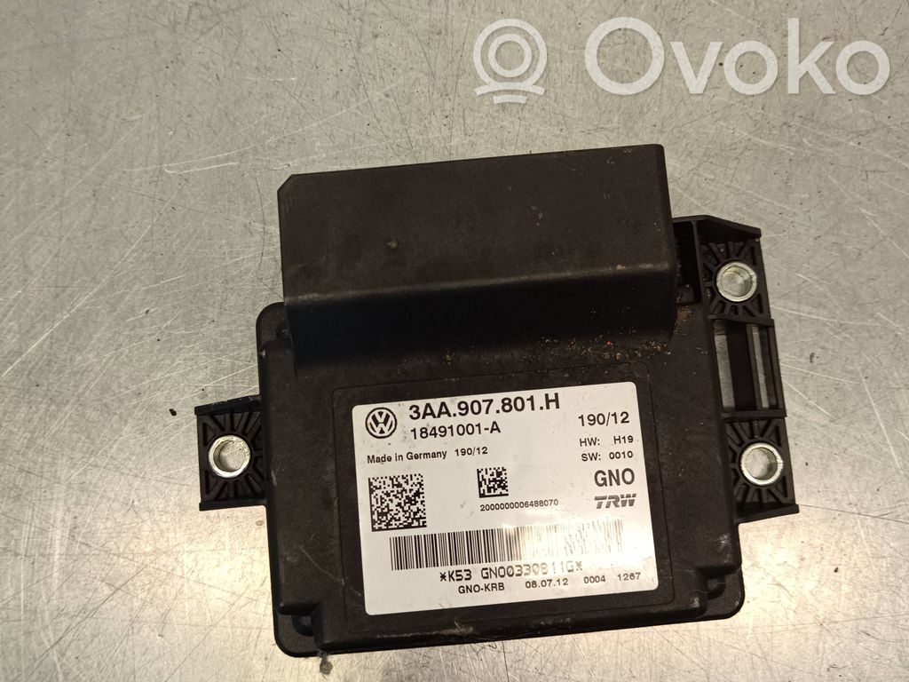 Volkswagen Tiguan Hand brake control module 