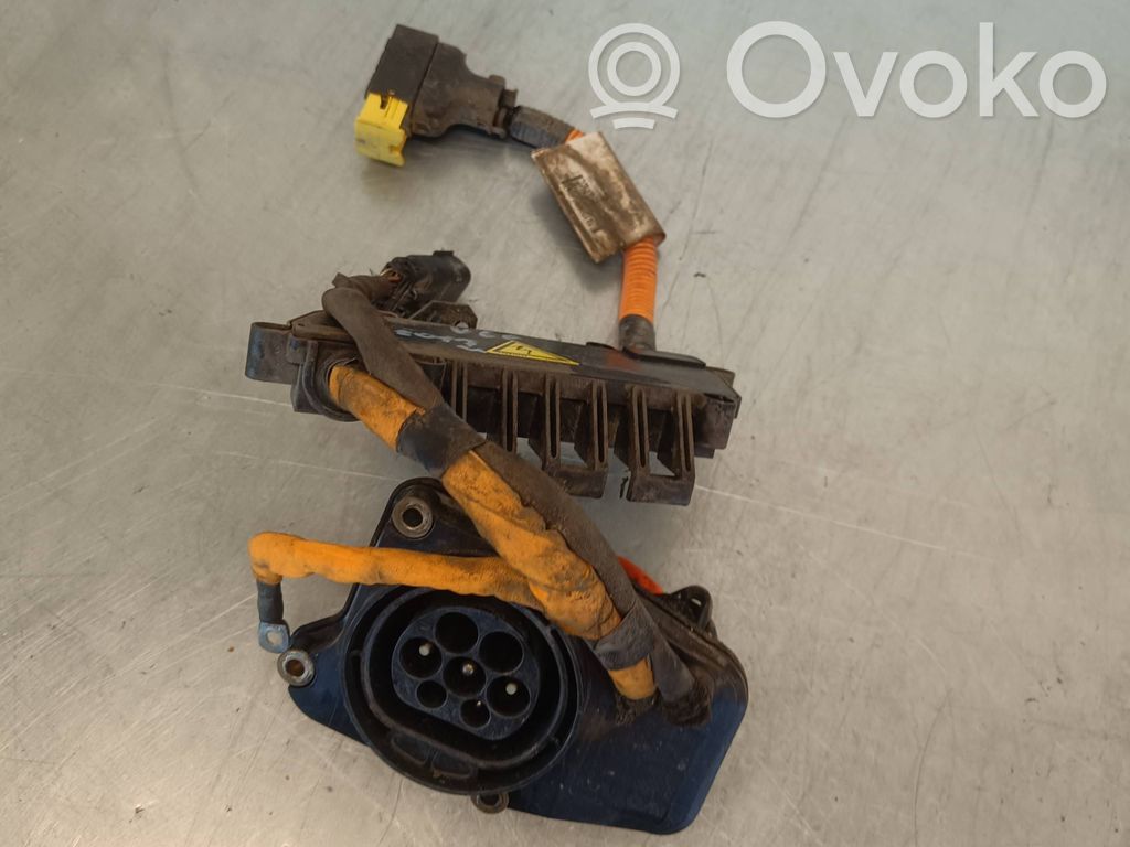 Volvo V60 Electric car charge socket 