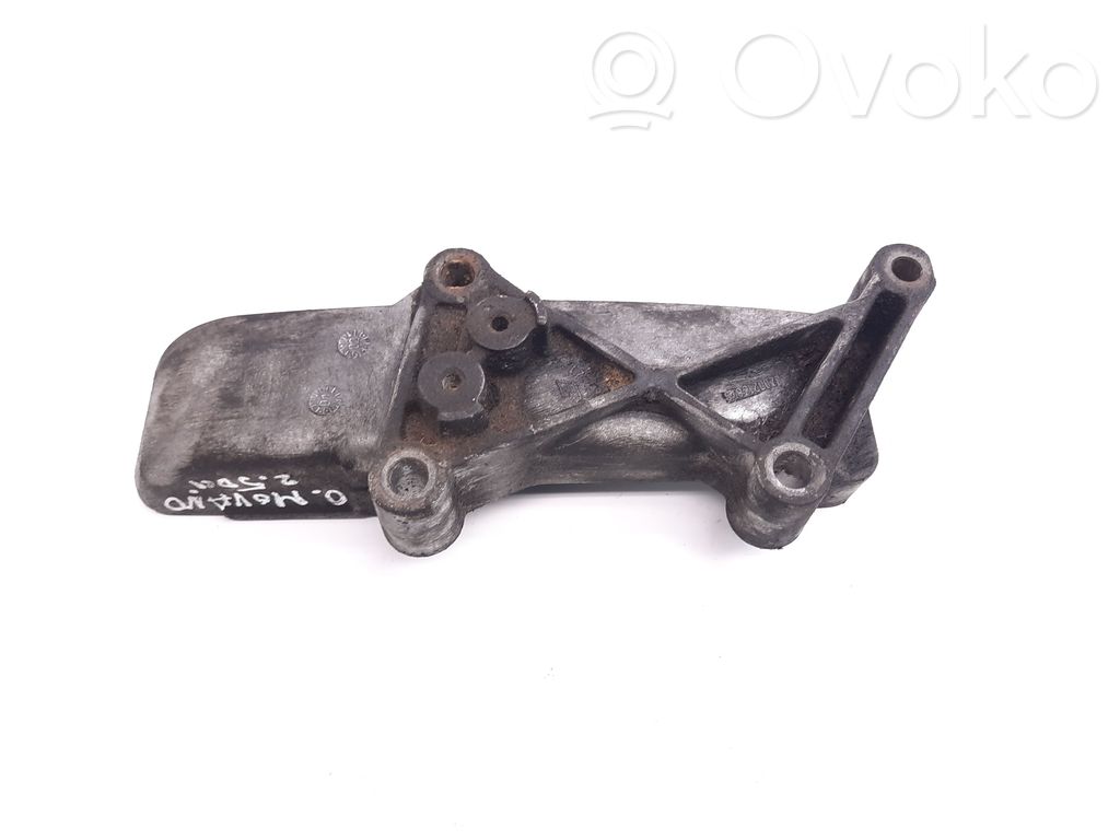 Opel Movano A Engine mounting bracket 