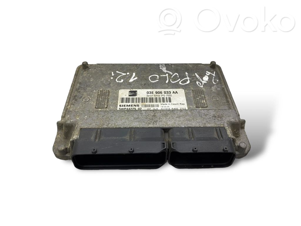 Volkswagen Polo IV 9N3 Engine control unit/module 