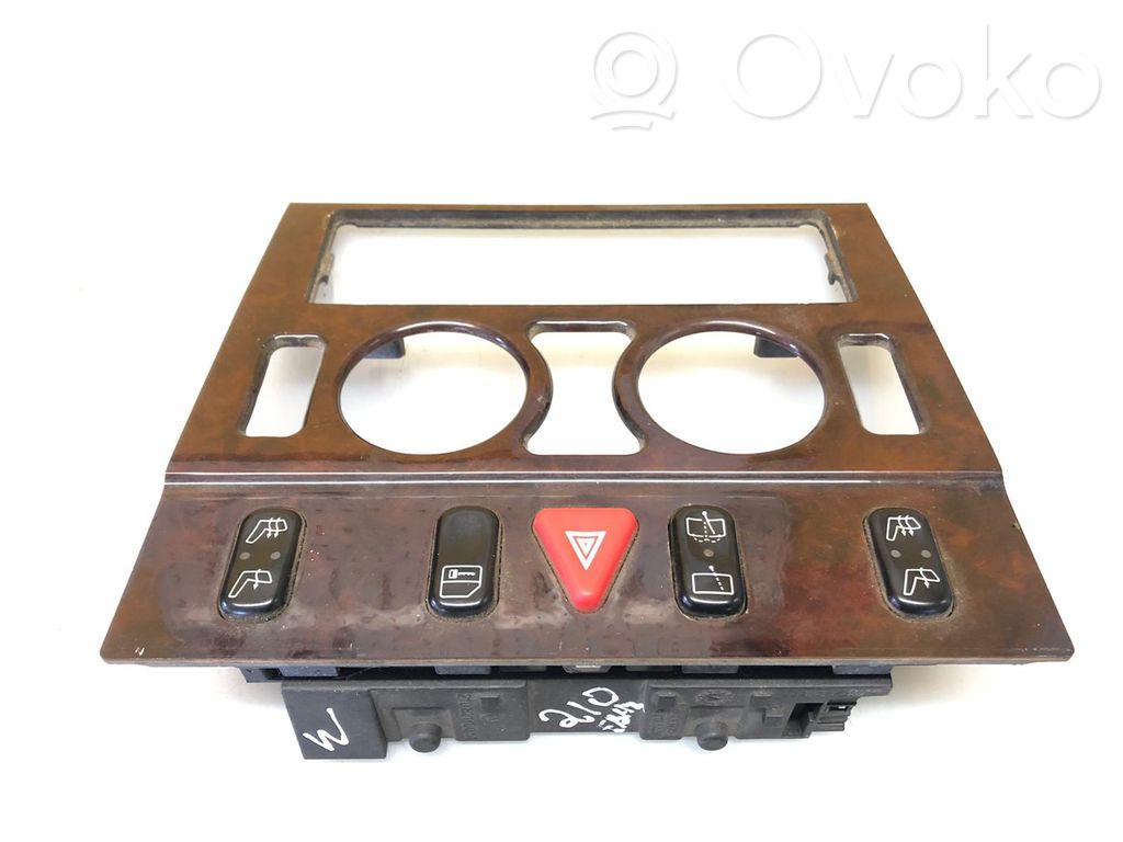 Mercedes-Benz E W210 Hazard light switch 