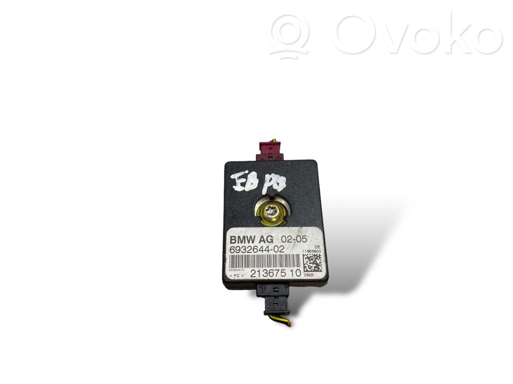 BMW 3 E90 E91 Antenos stiprintuvas 