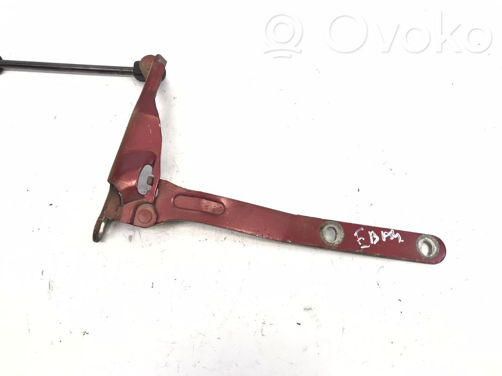 Engine bonnet/hood hinges