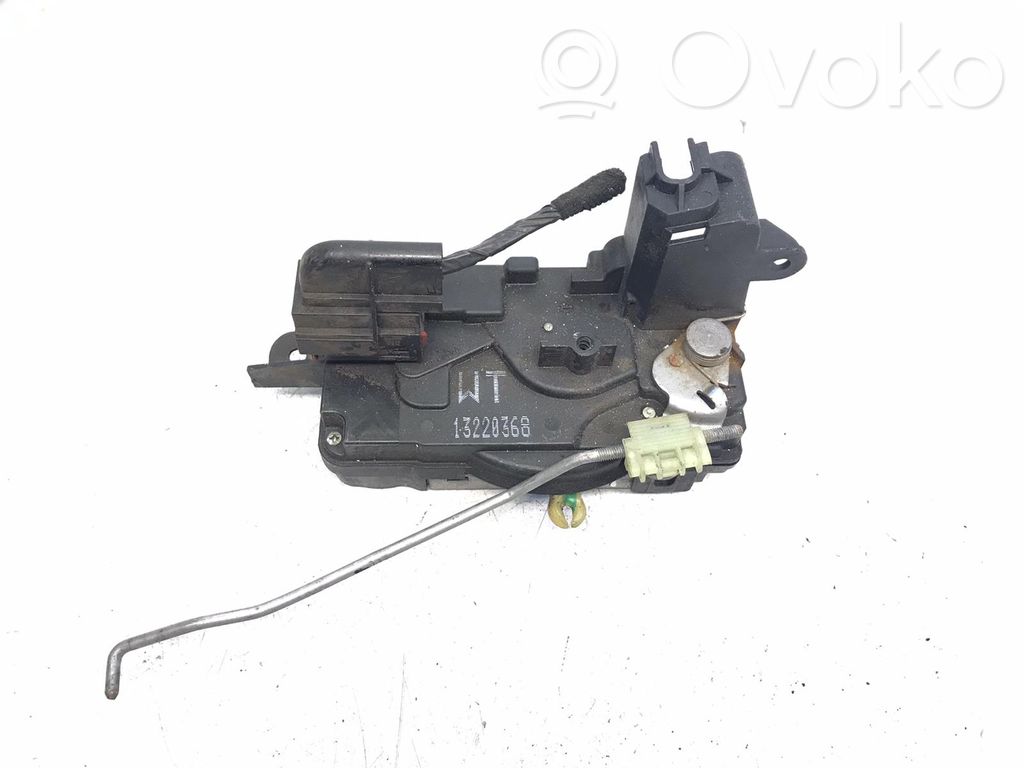 Opel Zafira B Serratura portiera anteriore 