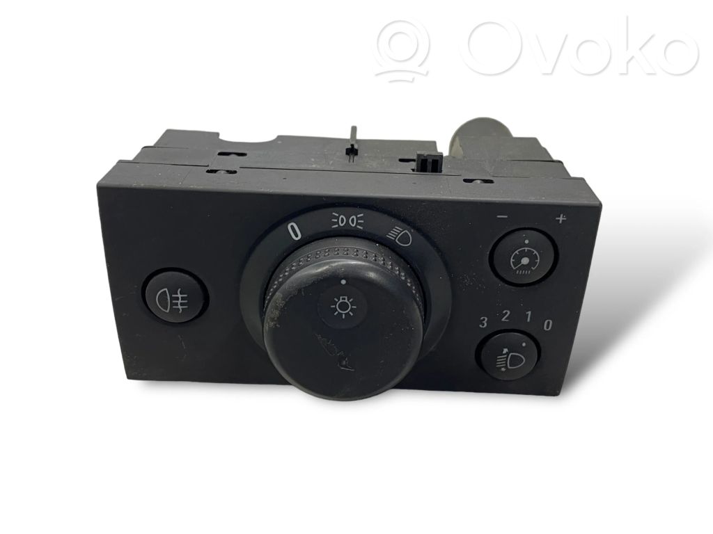 Opel Vectra C Light switch 