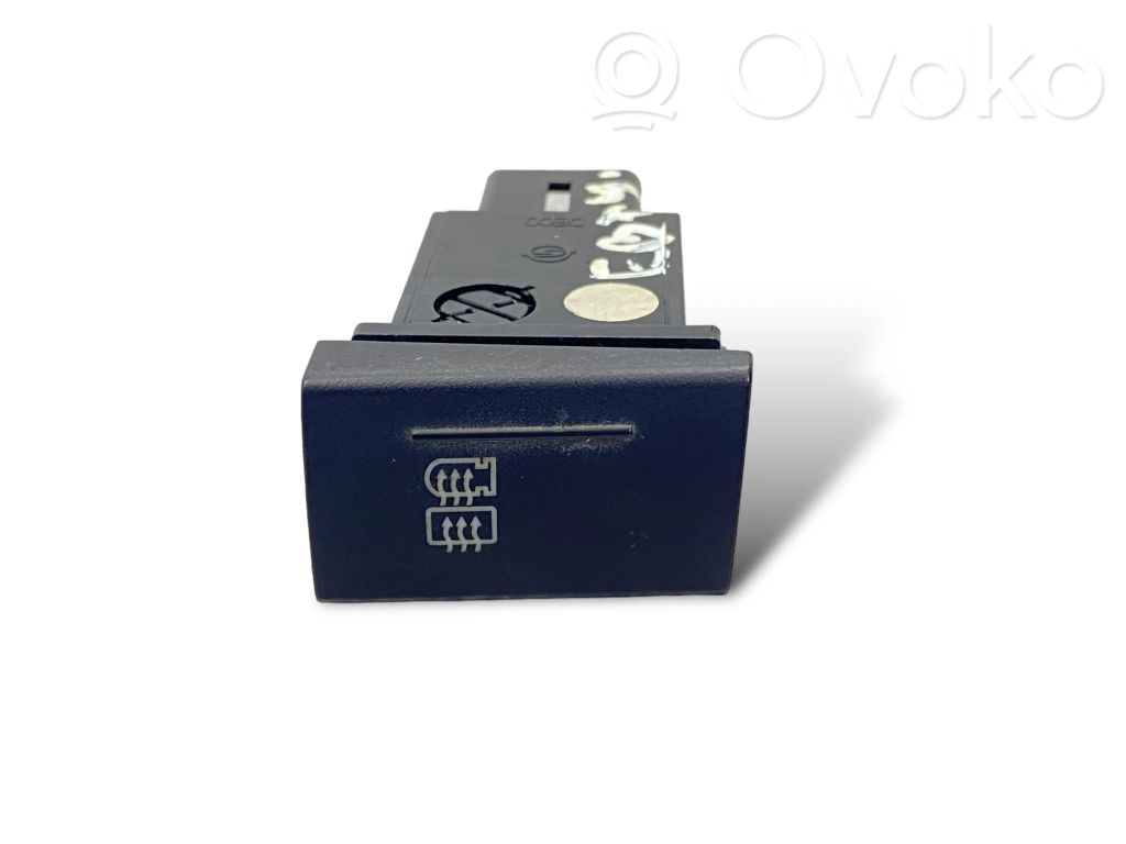 SsangYong Rexton Windscreen/window heater switch 