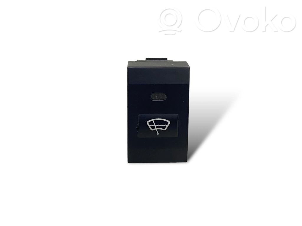 KIA Sorento Windscreen/window heater switch 