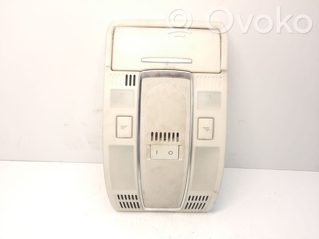 Audi A6 S6 C6 4F Luz del asiento delantero 