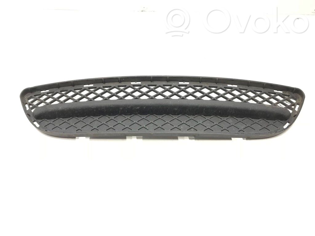 BMW 3 E90 E91 Front bumper lower grill 