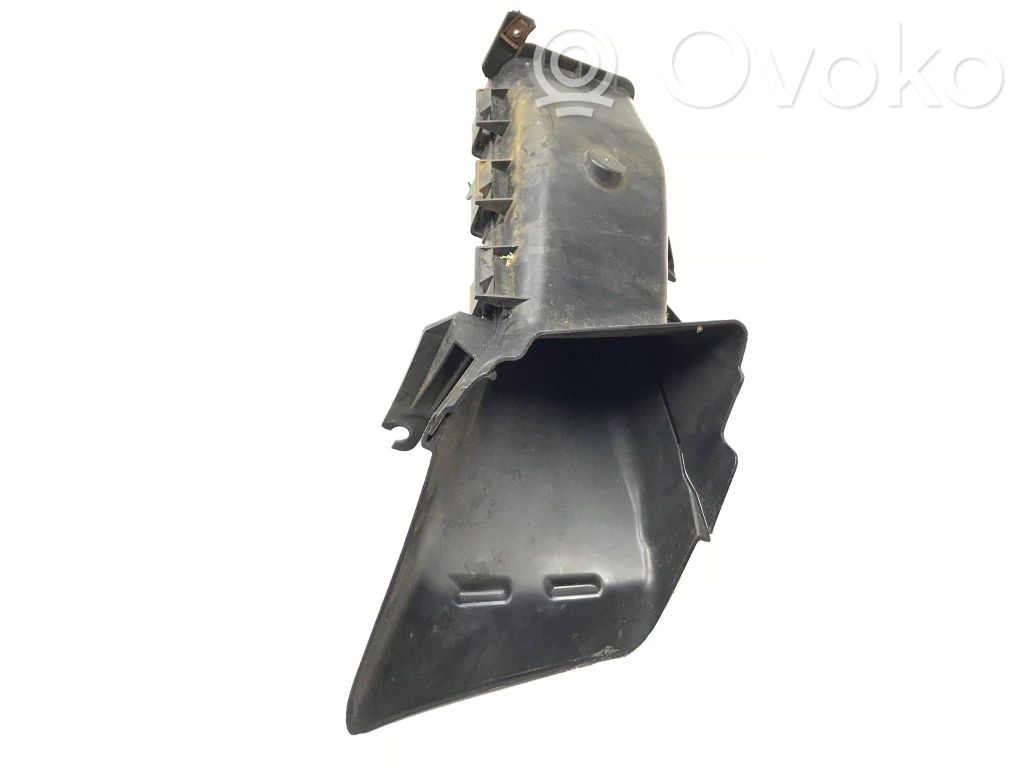 BMW 3 E92 E93 Oro paėmimo kanalo detalė (-ės) 