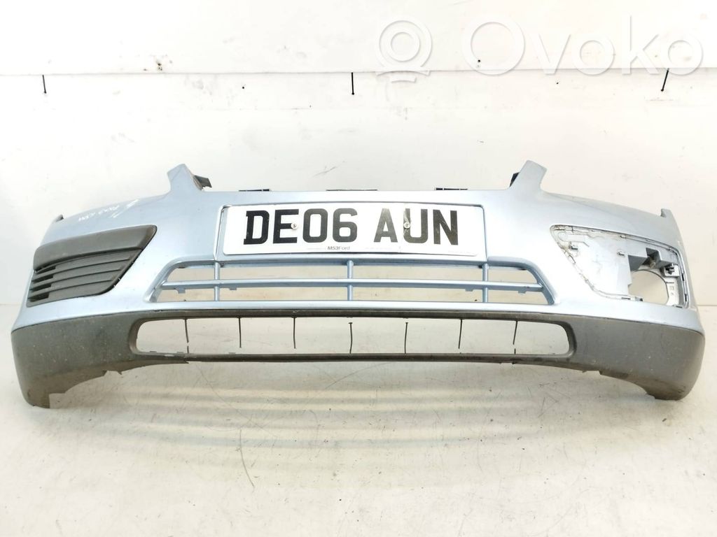 Front bumper   K3744