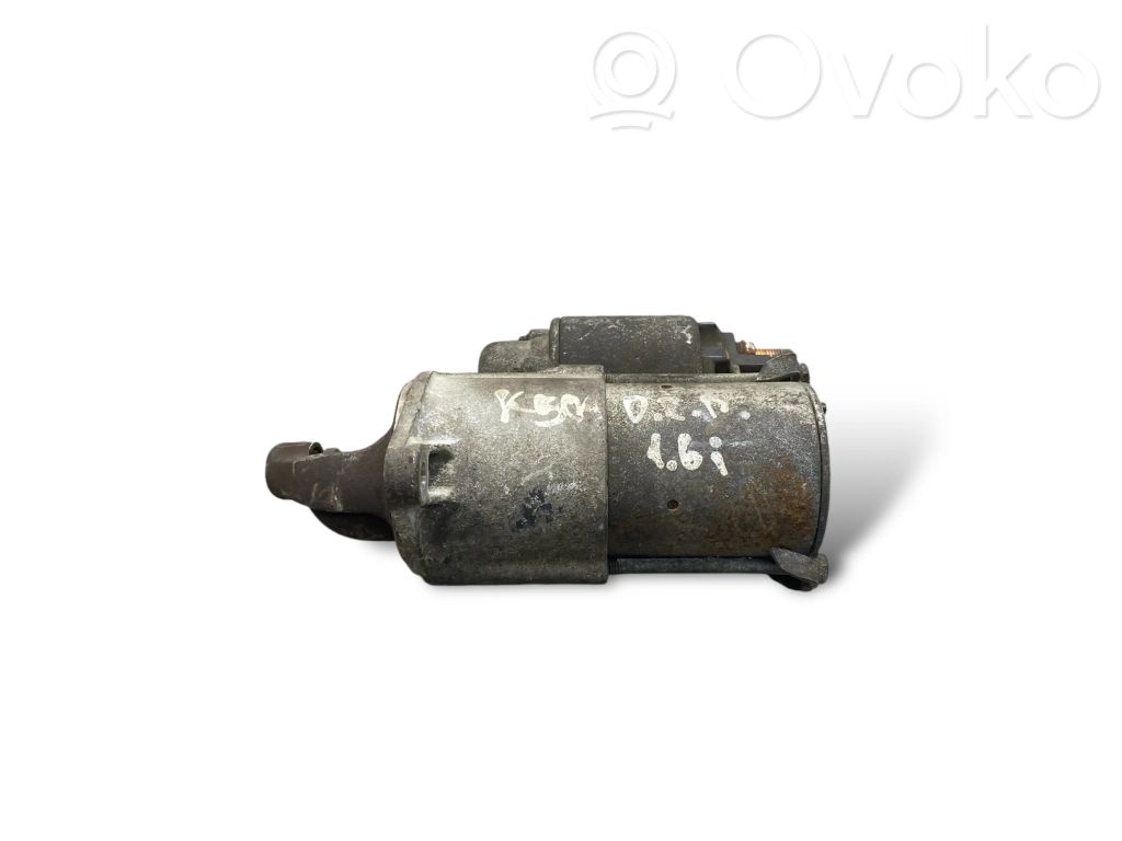 Opel Zafira B Starter motor 