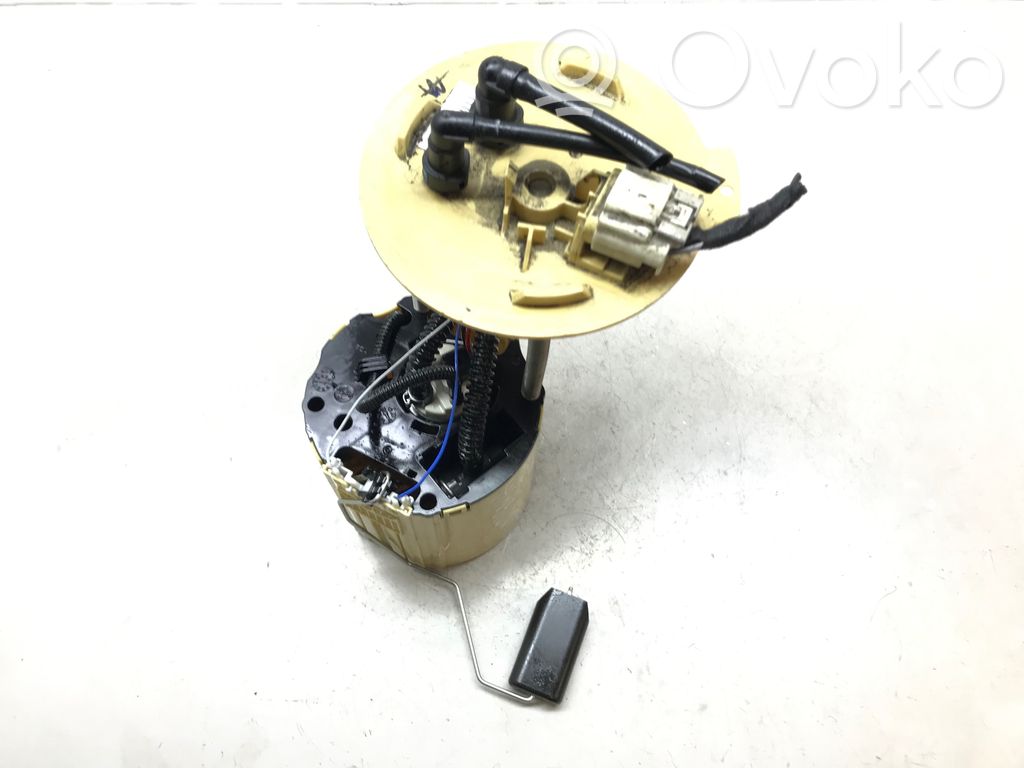 Opel Insignia A In-tank fuel pump 