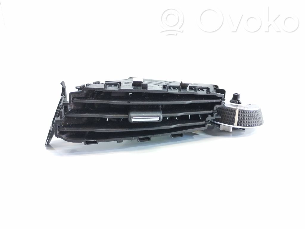 Ford Focus Dash center air vent grill 