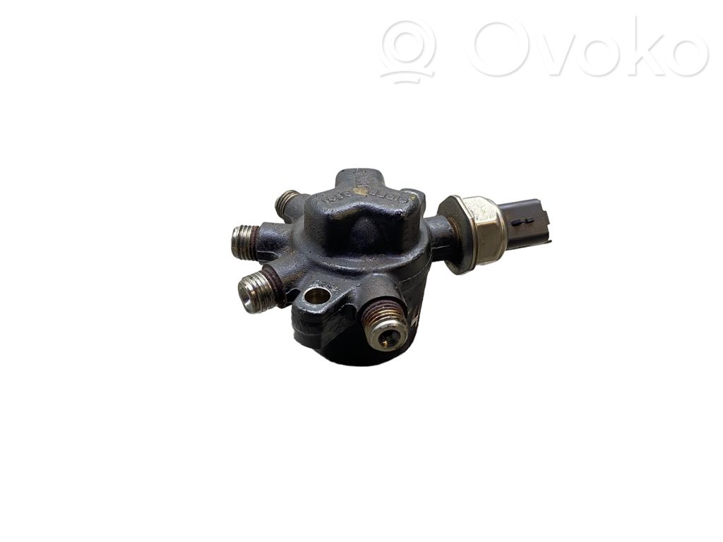 Ford Focus Fuel main line pipe 