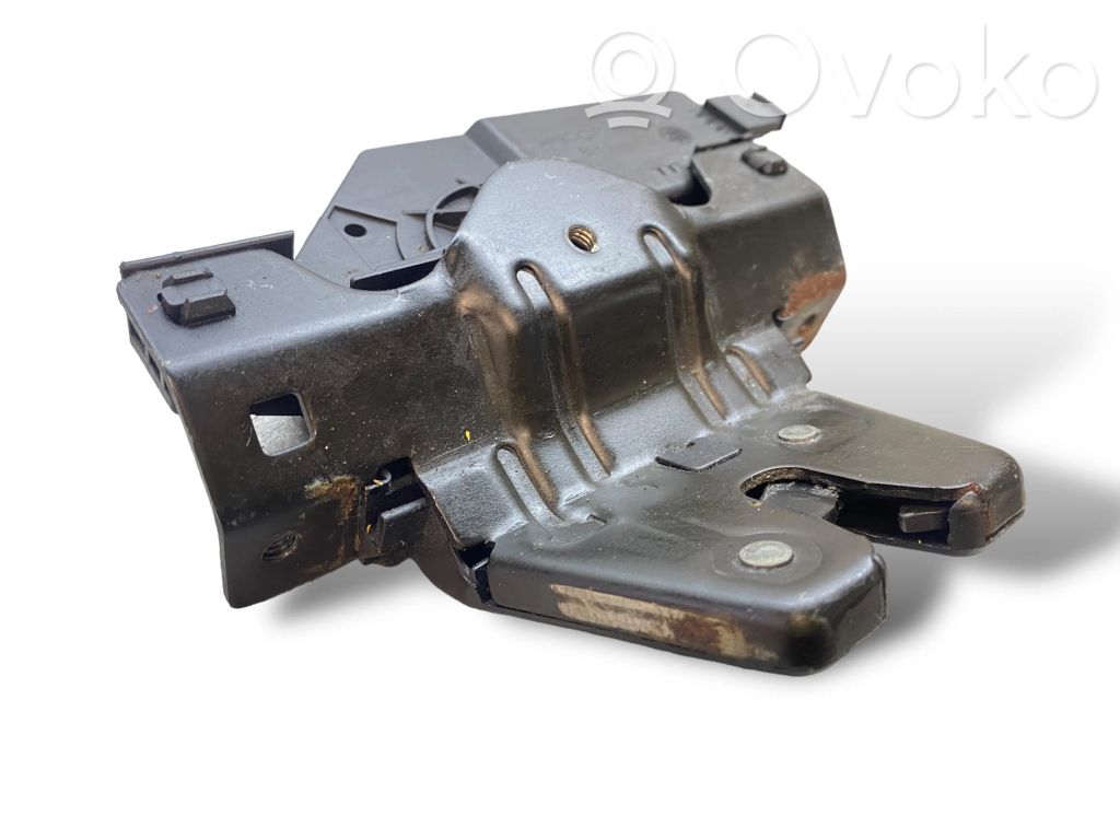 Tailgate/trunk/boot lock/catch/latch   8196401