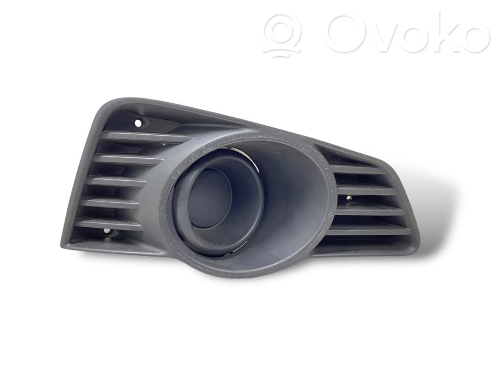 Opel Tigra B Etusumuvalon ritilä 