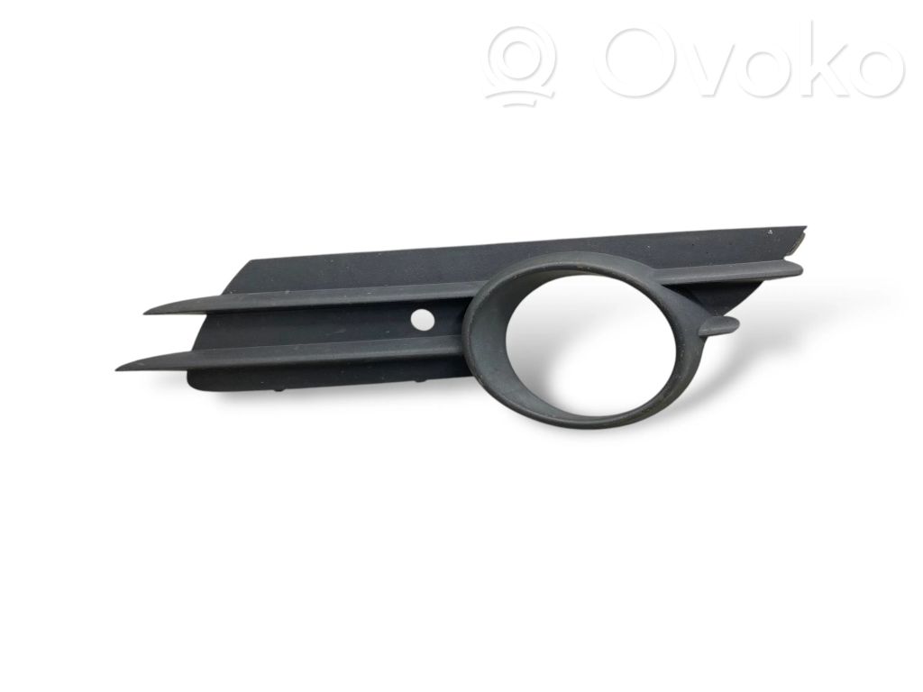 Opel Corsa D Etusumuvalon ritilä 