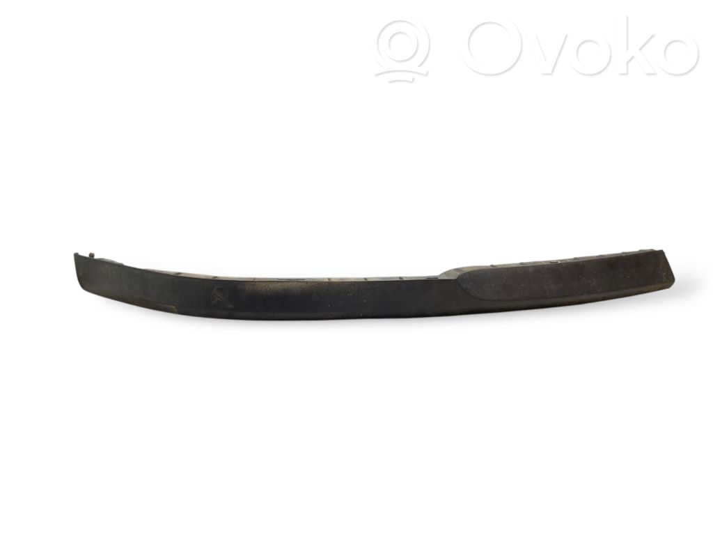 Opel Astra H Borde del parachoques delantero 