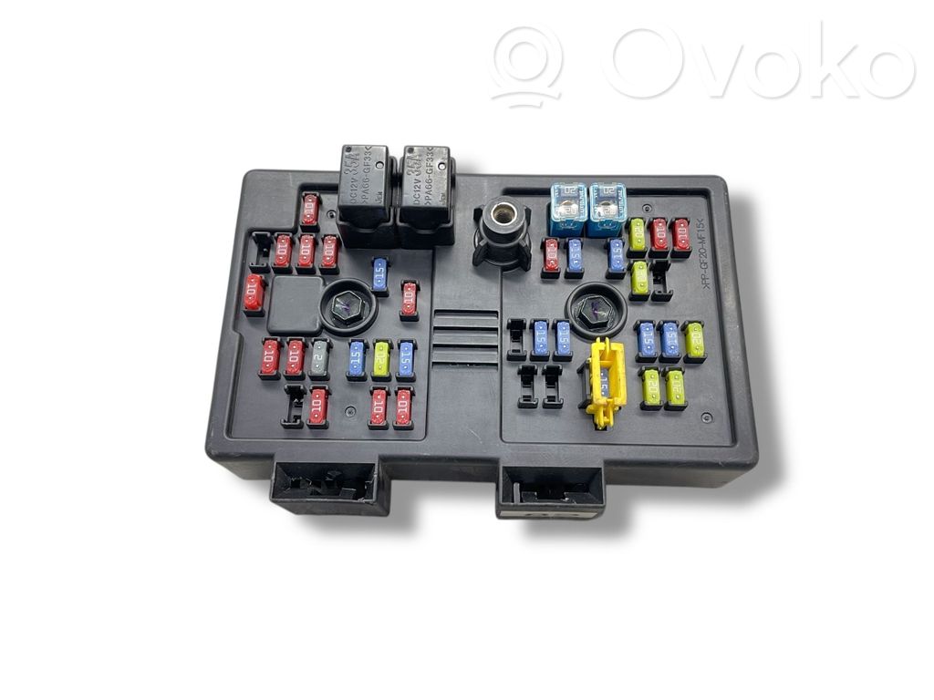 Chevrolet Captiva Drošinātāju bloks 