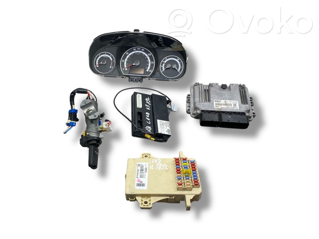 KIA Ceed Engine ECU kit and lock set 