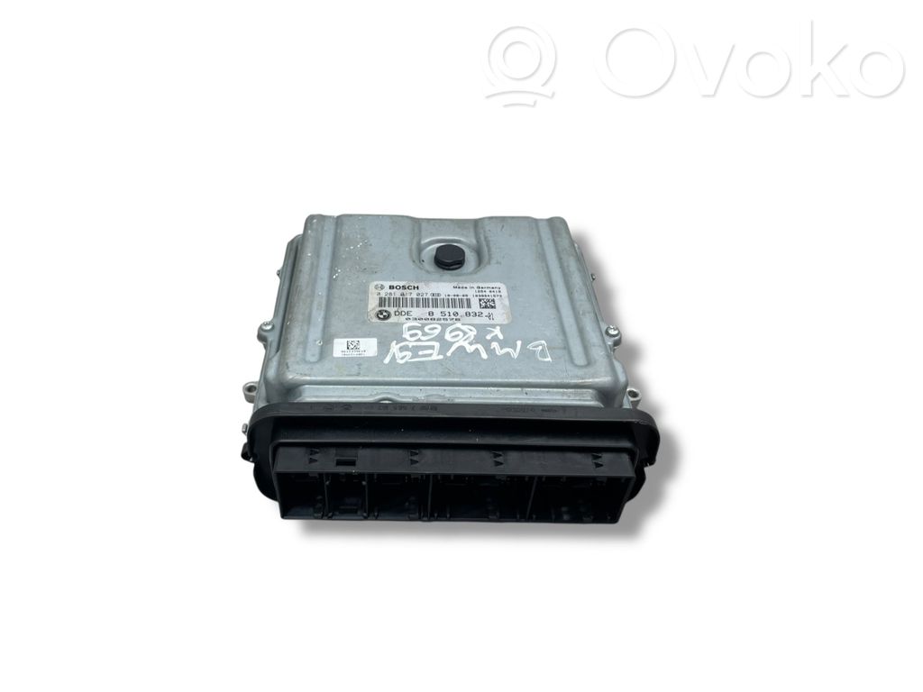 BMW 3 E90 E91 Variklio valdymo blokas 