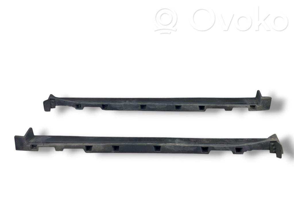 Marche-pieds   J9C310154A,J9C310155A