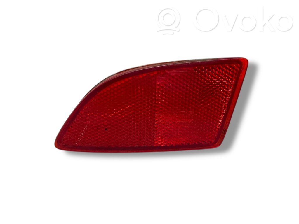 Mazda 3 II Reflector spate 