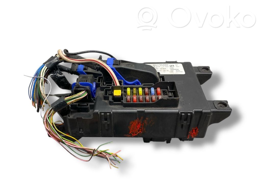 Fuse module   00517954300,04157345,28090658,97RI010040