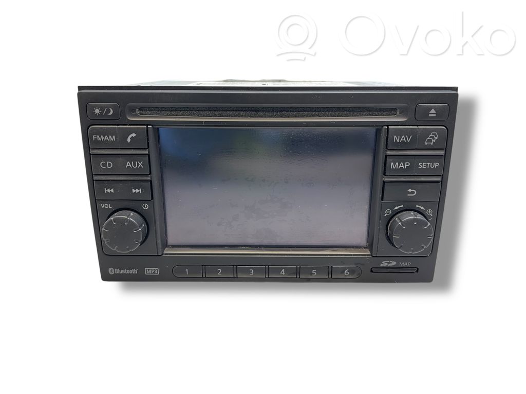 Nissan Qashqai Panel / Radioodtwarzacz CD/DVD/GPS 