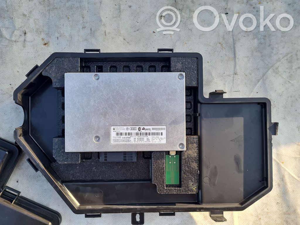 Bluetooth Modul Steuergerät   8P1862335