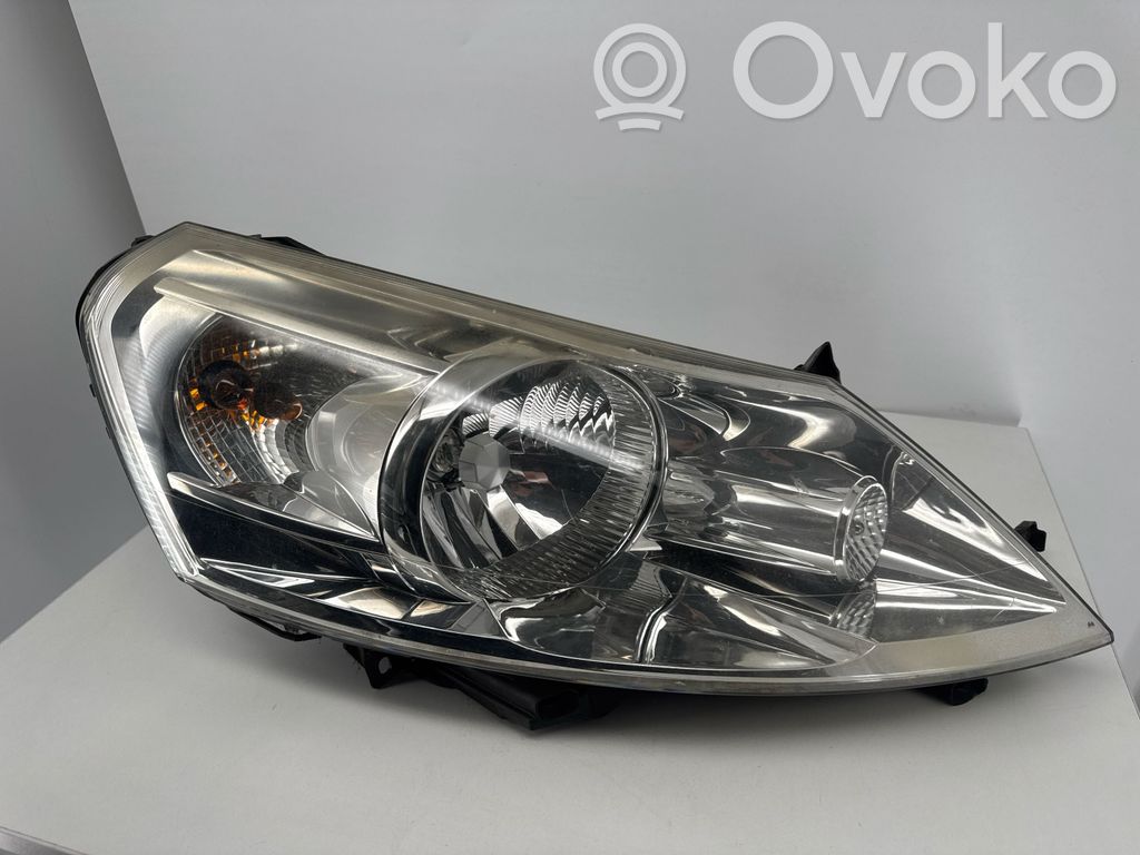 Scheinwerfer   89901162,1400456280