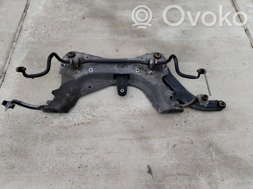 Renault Clio III Front subframe 