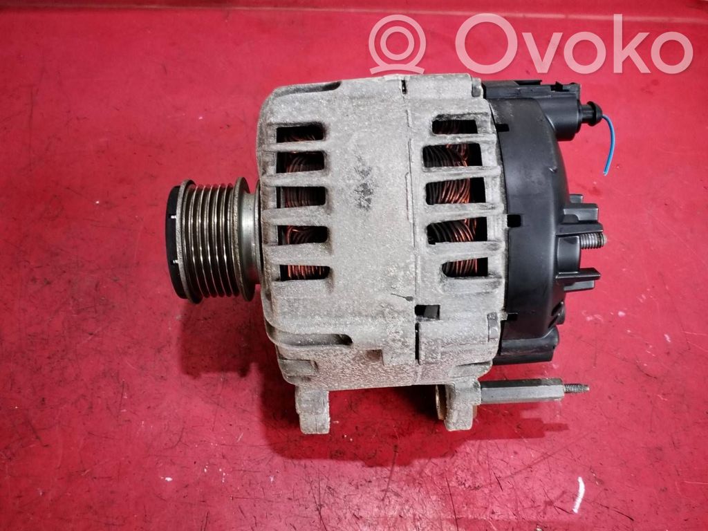 Skoda Fabia Mk2 (5J) Generatore/alternatore 