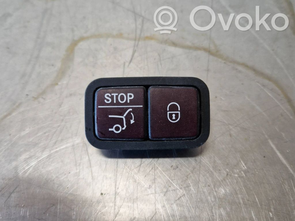 Mercedes-Benz E W213 Tailgate/boot open switch button 