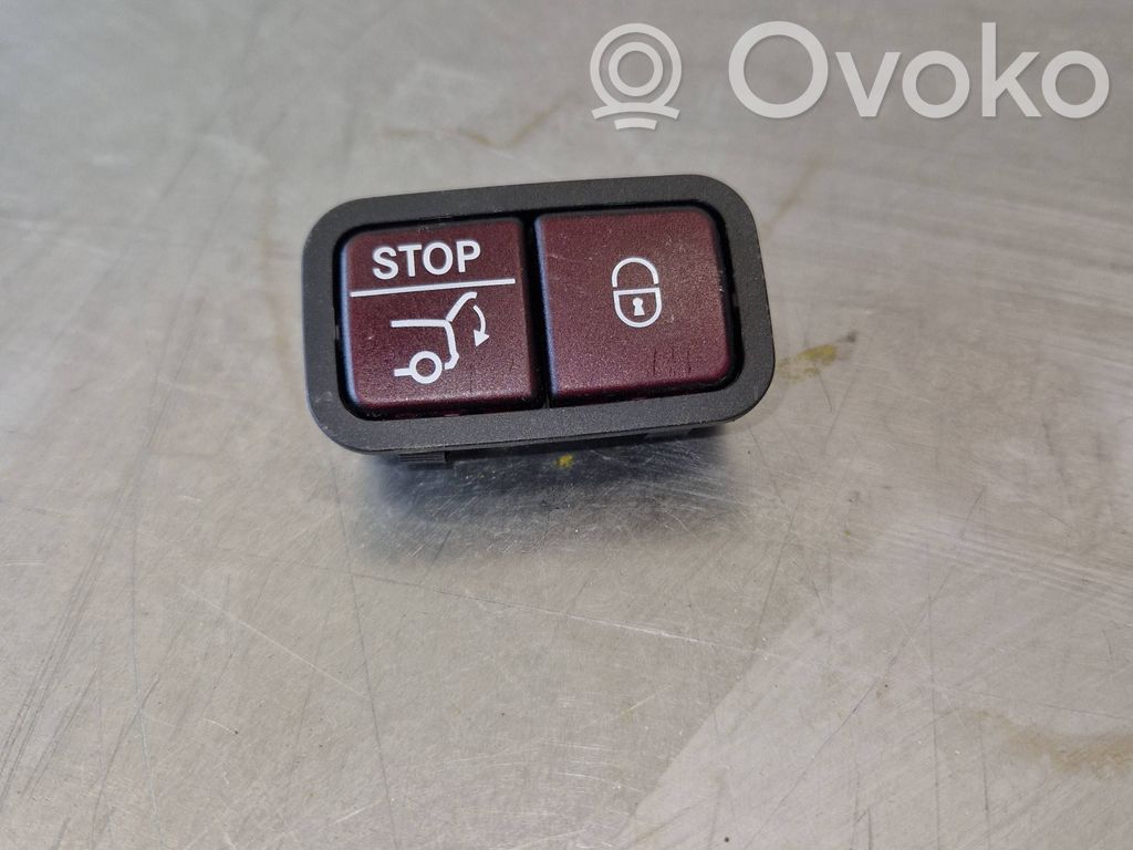Mercedes-Benz GLC C253 Tailgate/boot open switch button 