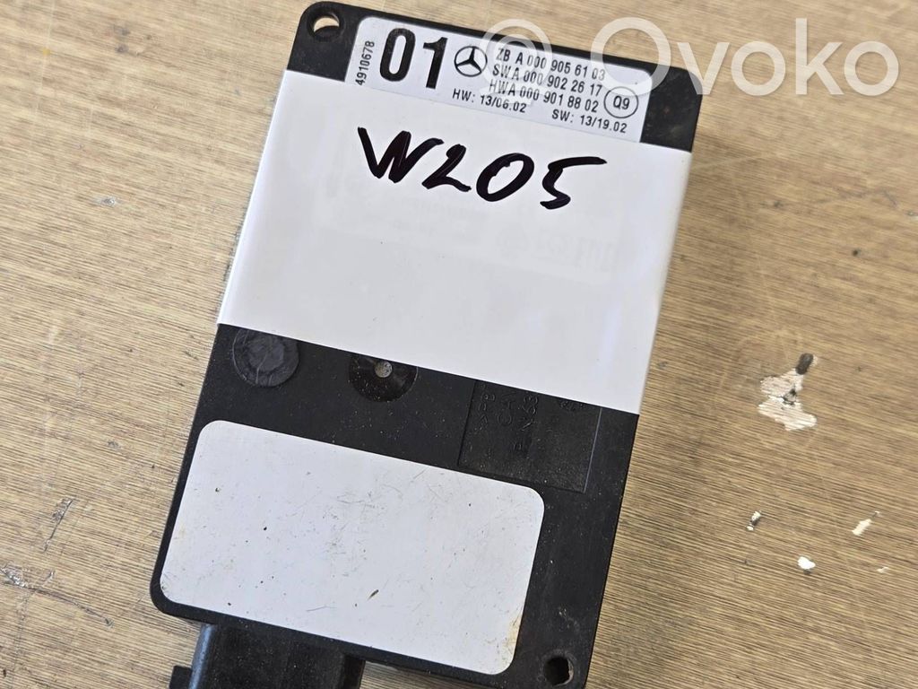 Mercedes-Benz C W205 Módulo de control de punto muerto 
