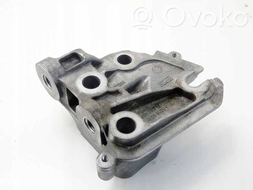 Ford S-MAX Engine mount bracket 