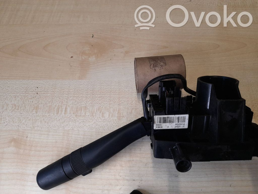 Land Rover Discovery Wiper turn signal indicator stalk/switch 