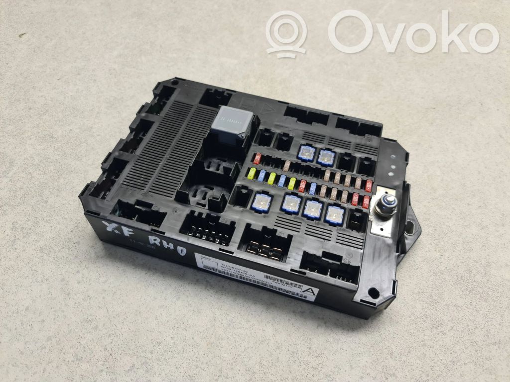 Jaguar XF X250 Módulo de fusible 