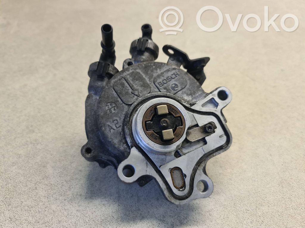 Land Rover Discovery 3 - LR3 Vacuum pump 