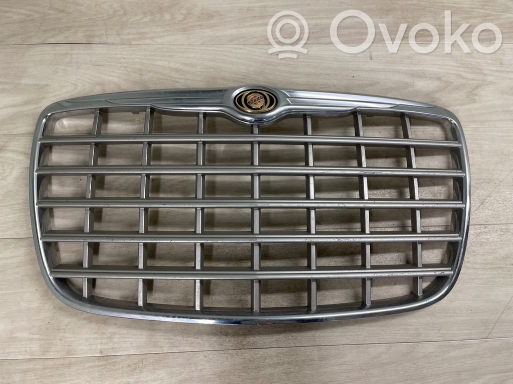 Chrysler 300 - 300C Front grill 