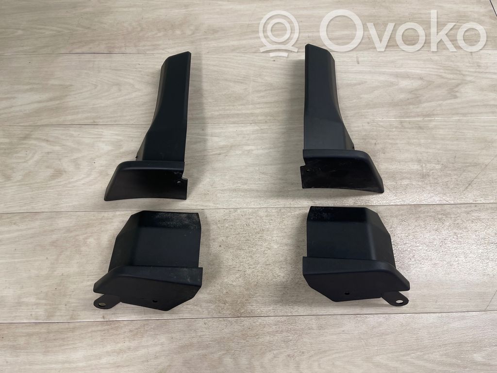 Dodge RAM Komplet chlapaczy 