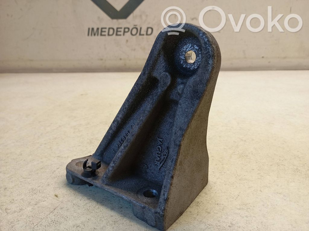 Jaguar S-Type Variklio tvirtinimo kronšteinas 