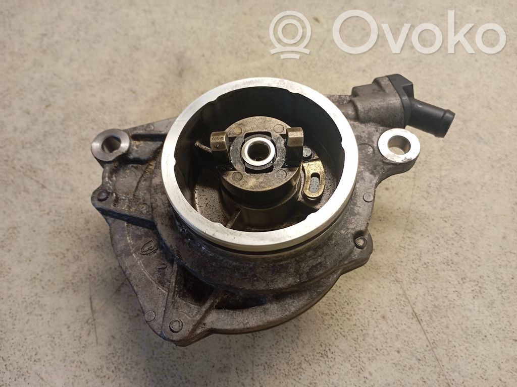 Land Rover Range Rover L322 Vacuum pump 