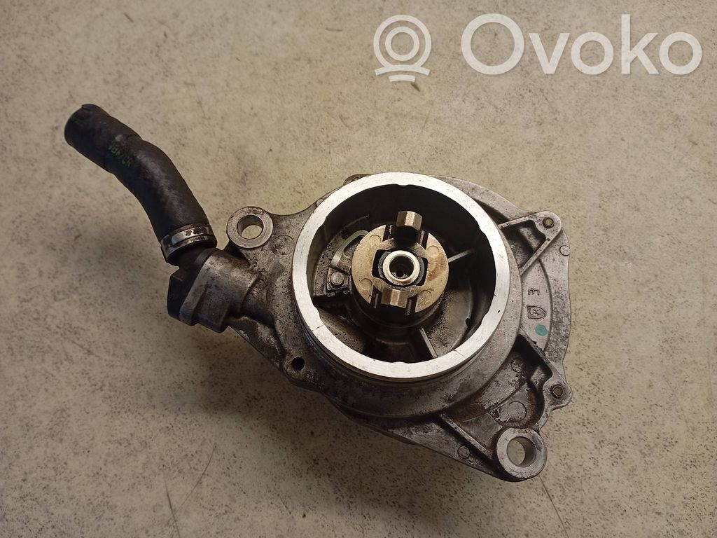 Land Rover Range Rover L322 Vacuum pump 