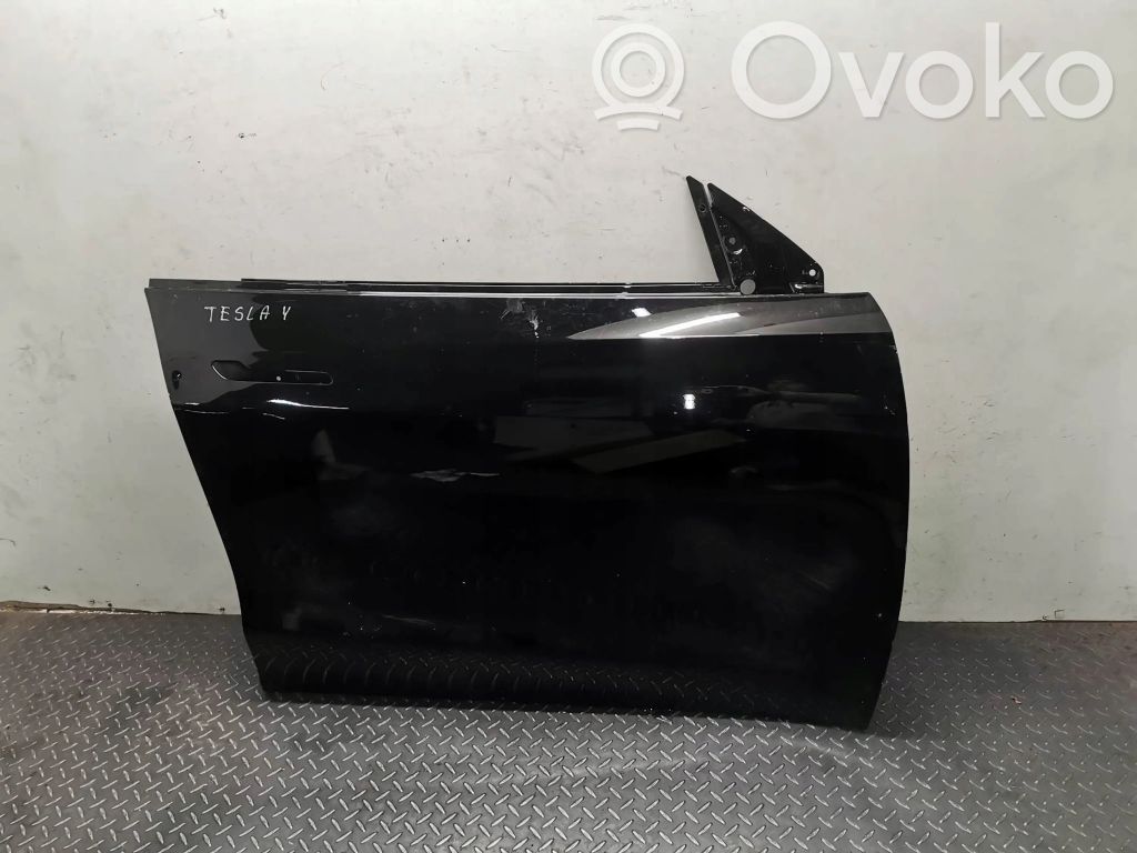 Tesla Model Y Durvis 